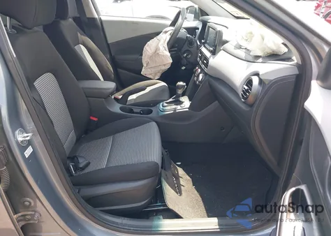 2018 Hyundai Kona Se z USA, uszkodzony, nr VIN KM8K1CAA7JU115683